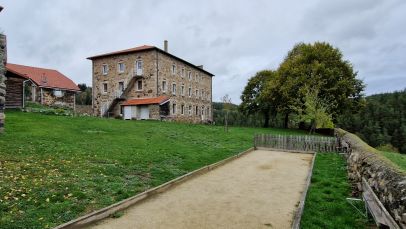 maison avec terrain petanque nov 2023